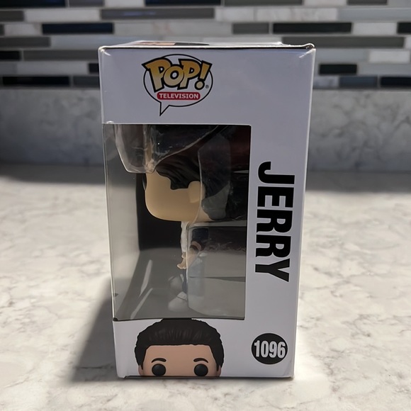Funko Pop Jerry Seinfeld 1096 - Picture 2 of 5